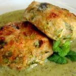 Τα γεμιστά λαμπρά κοκκάλια. Stuffed glory striped jack fish.