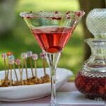 Ροζ τσίπουρο και παστελάκι. Pink tsipouro and pasteli (sesame seed nougat).