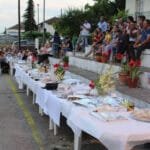 Μοσχαράκι με κολοκυθάκια και μελισσόχορτο. Veal stew with courgette and lemon balm.