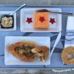 Κουνουπίδι με λαχανικά και μαγικό ξινόμαυρο. Cauliflower with vegetables and the magic xinomavro wine.