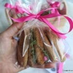 Γαύρος σαγανάκι με γαρίδες και μαϊντανό. Anchovies with shrimps and parsley.