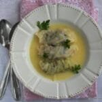 Καστανόσουπα με λαχανικά και αρωματικά. Chestnut soup with vegetables and aromatics.