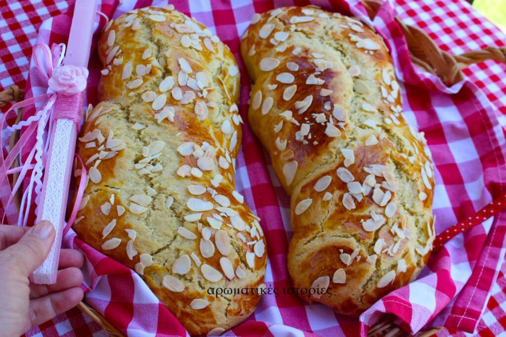 Τσουρέκια με ελαιόλαδο. Tsourekia with olive oil.