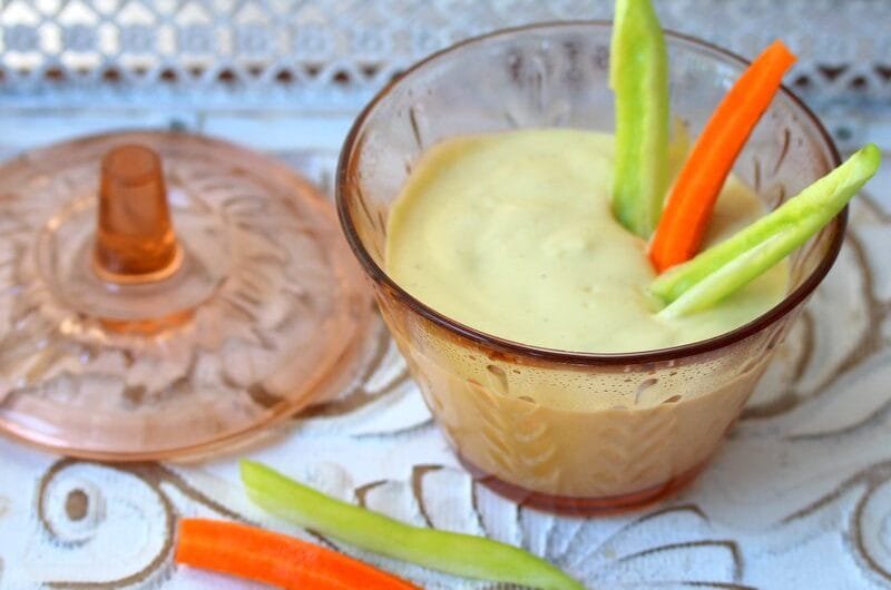 Απλή μαγιονέζα με γιαούρτι. Mayonnaise with yogurt, no mixer.