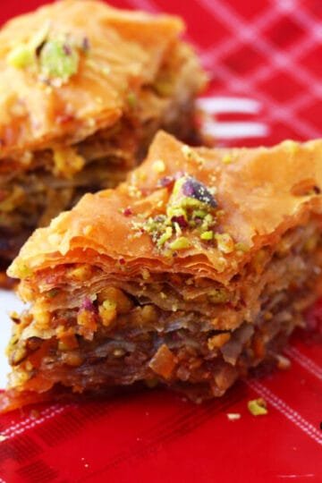 Aegina's pistachio baklavas
