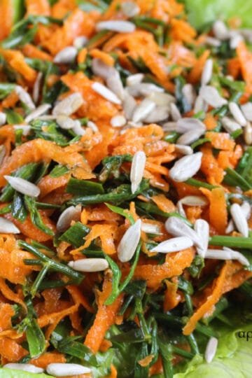 Fresh sea fennel with carrots