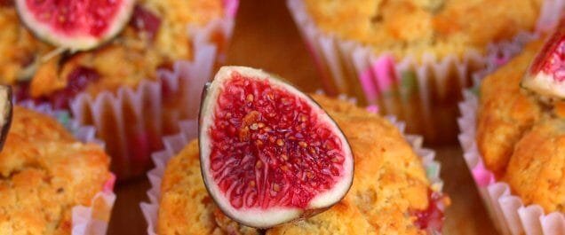 κέικ με κασέρι και φρέσκα σύκα