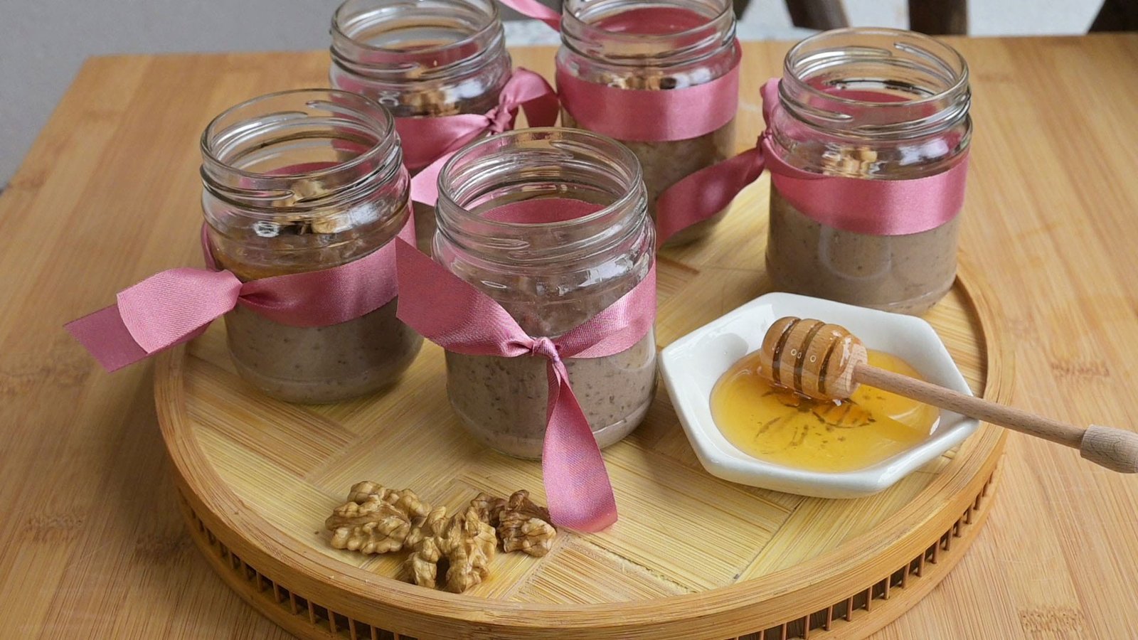 Carob milk and rice pudding