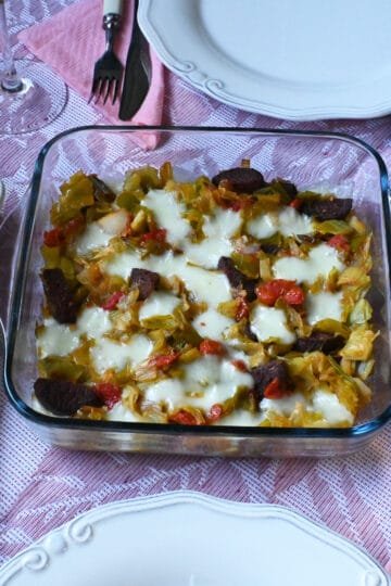 Leeks with sujuk, kasseri greek cheese and dictamnum