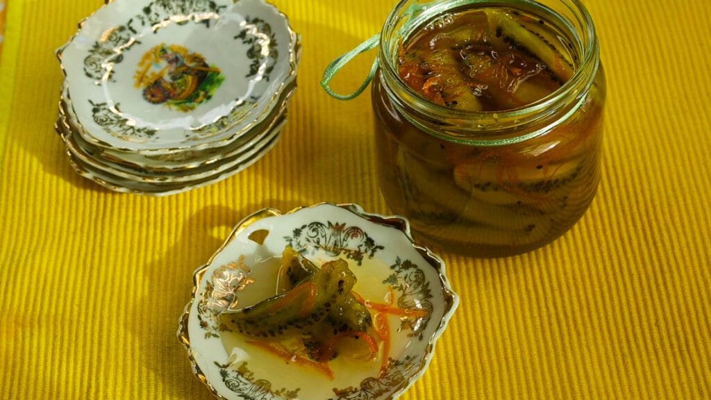 Kiwi spoon sweet with orange zest