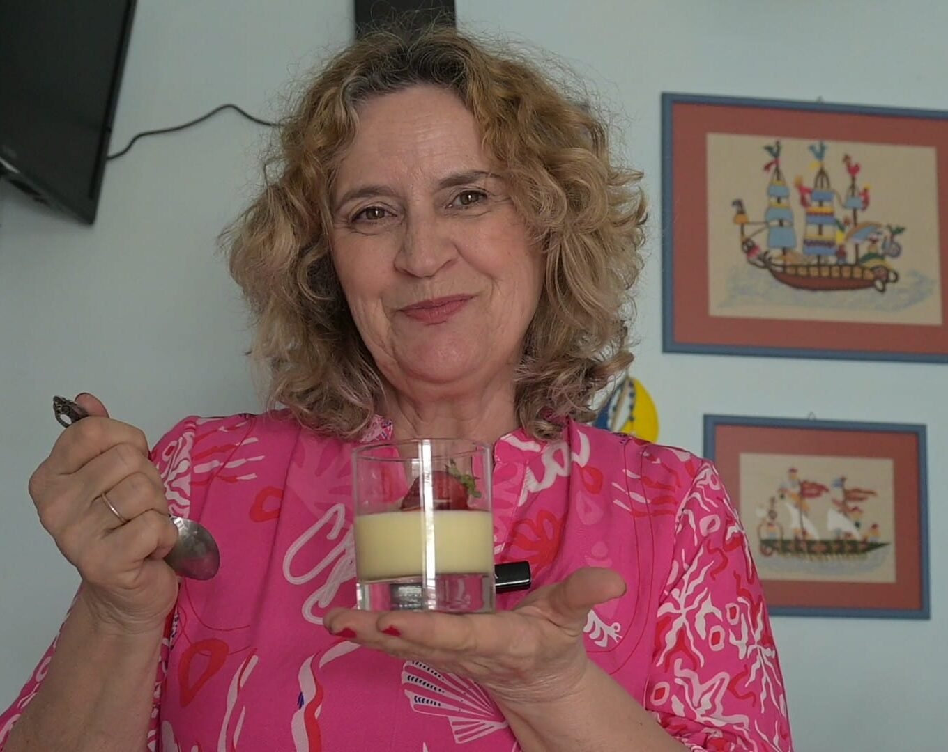 Panna cotta with strawberry jam