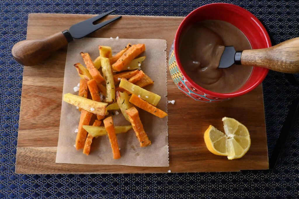 Boiled egg mayonnaise with black garlic