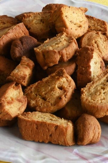 Honey and anise little rusks from the island of Kalymnos