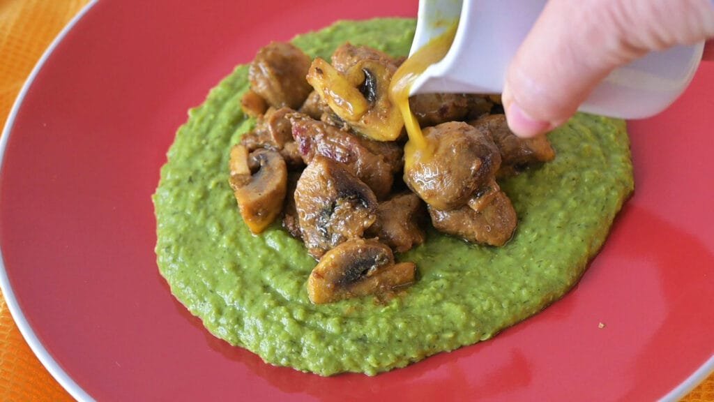 Lemon beef with coconut milk and pea puree