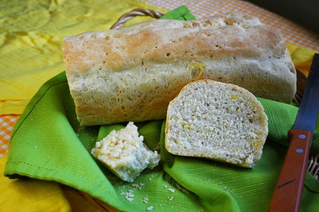bread with saffron