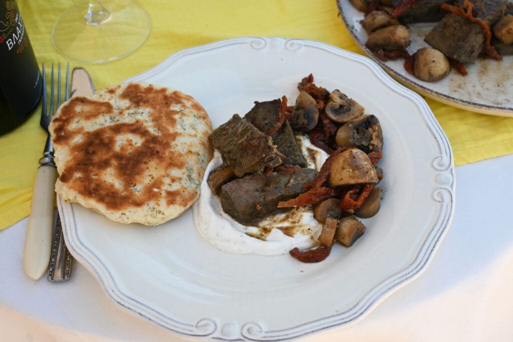 flatbreads and cooked liver